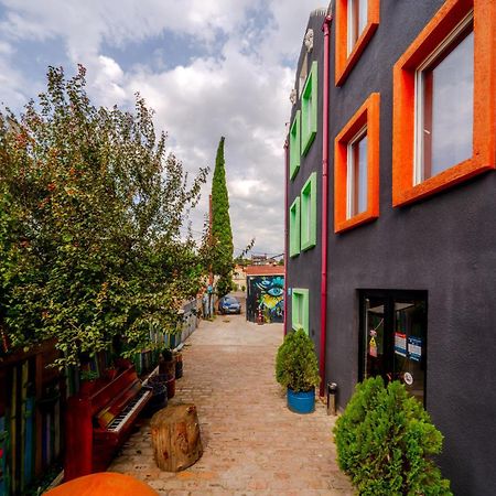 Hotel Tato & Coworking Space Тбілісі Екстер'єр фото