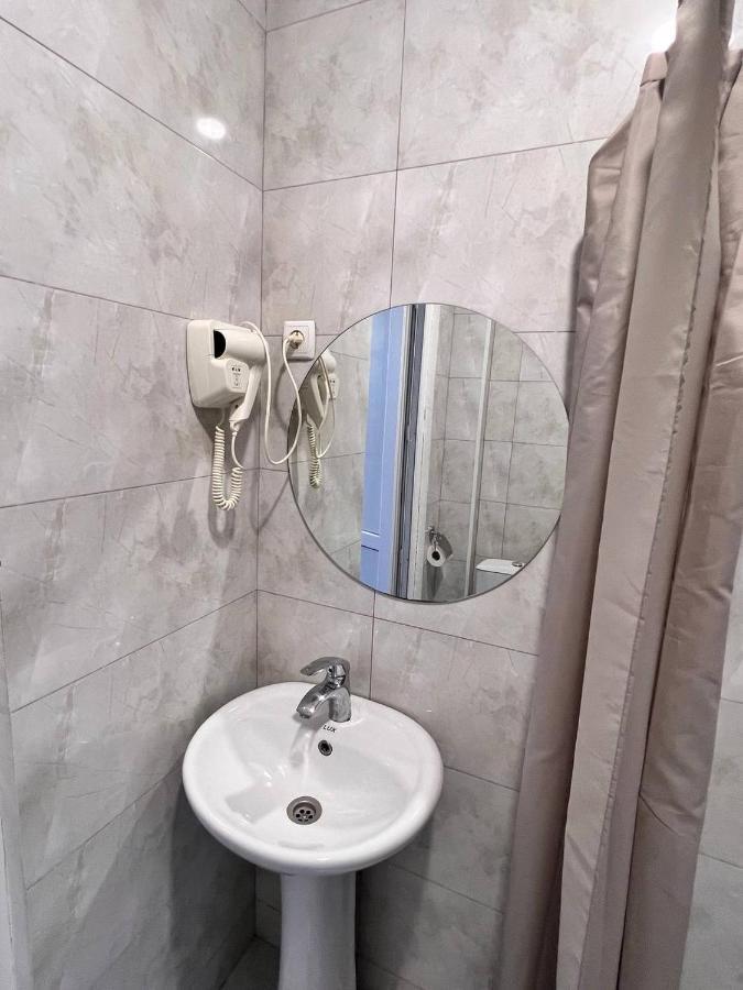 Hotel Tato & Coworking Space Тбілісі Екстер'єр фото