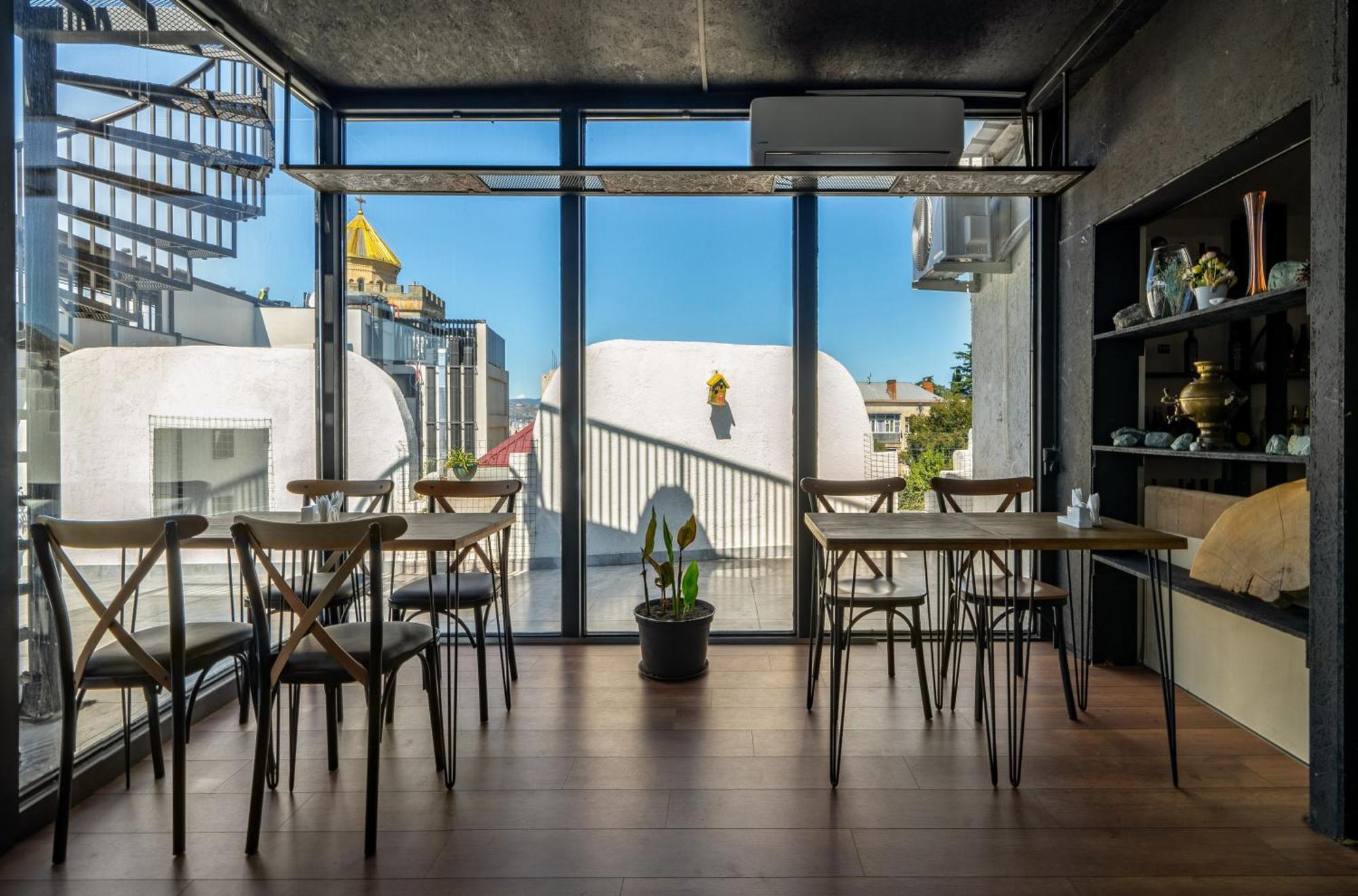 Hotel Tato & Coworking Space Тбілісі Екстер'єр фото