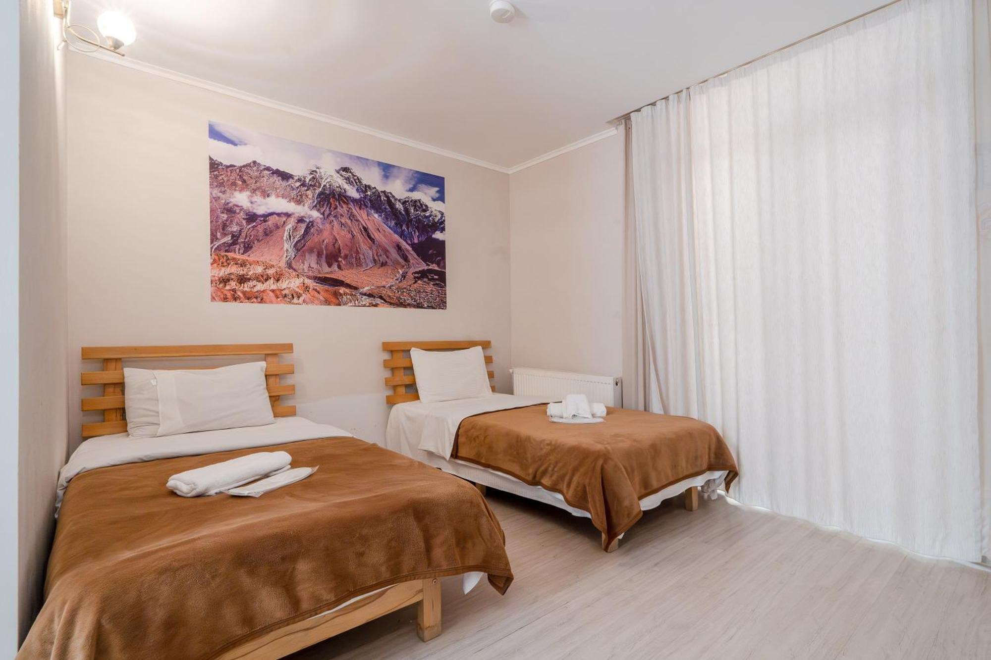 Hotel Tato & Coworking Space Тбілісі Екстер'єр фото