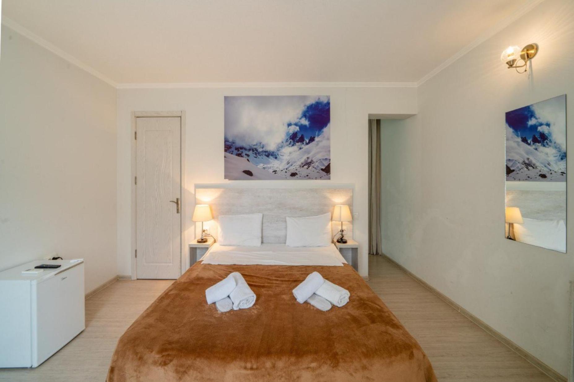 Hotel Tato & Coworking Space Тбілісі Екстер'єр фото